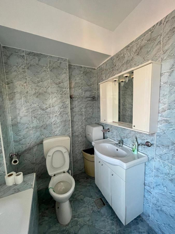 Luanaapartments #1 Otopeni Bagian luar foto