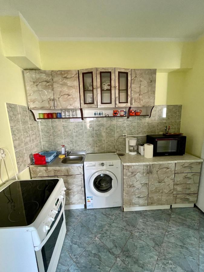 Luanaapartments #1 Otopeni Bagian luar foto