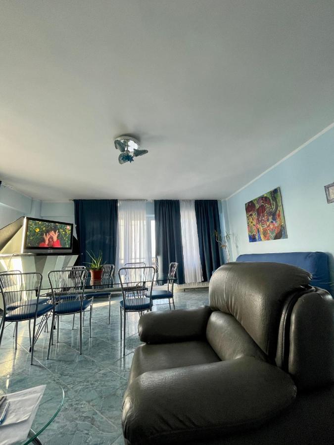 Luanaapartments #1 Otopeni Bagian luar foto