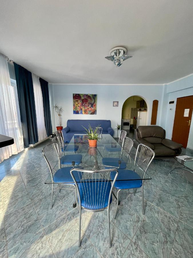 Luanaapartments #1 Otopeni Bagian luar foto